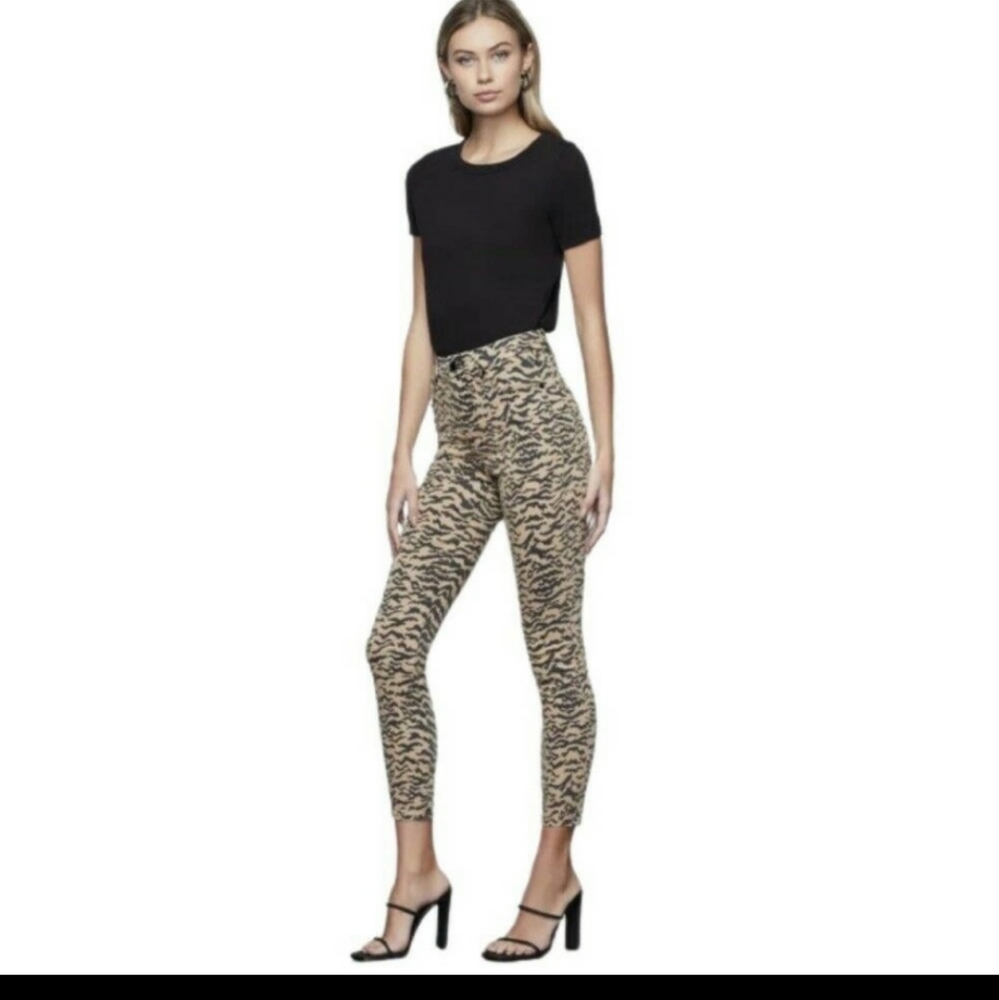 SALE! Good American Good Waist Crop Zebra